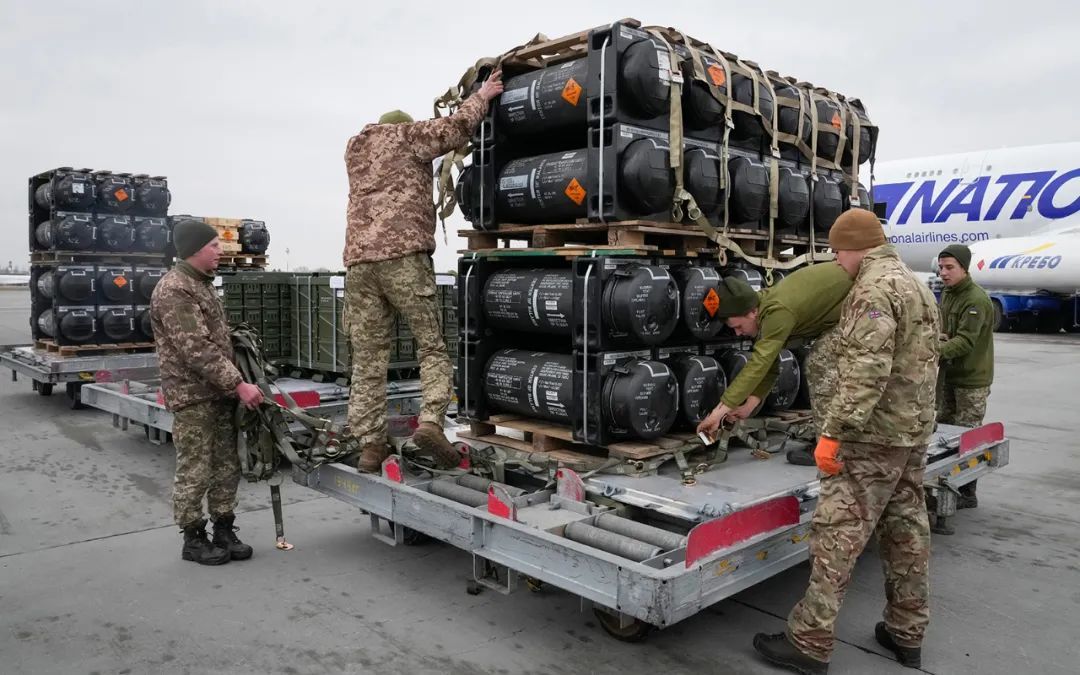 美国能否继续高强度地对乌克兰提供武器支援？